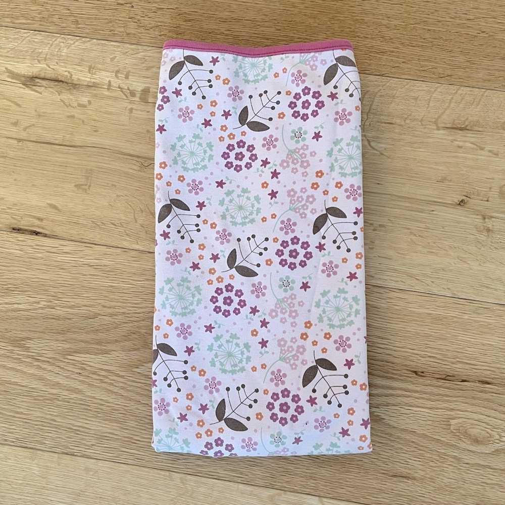 Magnificent Baby reversible floral baby blanket 27’ x 27’
